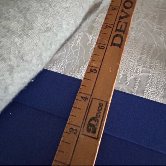 Stuart Weitzman Large Box 12” W X 16 1/2” - Picture 11 of 13